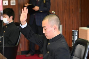 三島町次世代の議会の様子9