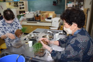 こけ玉教室の様子3