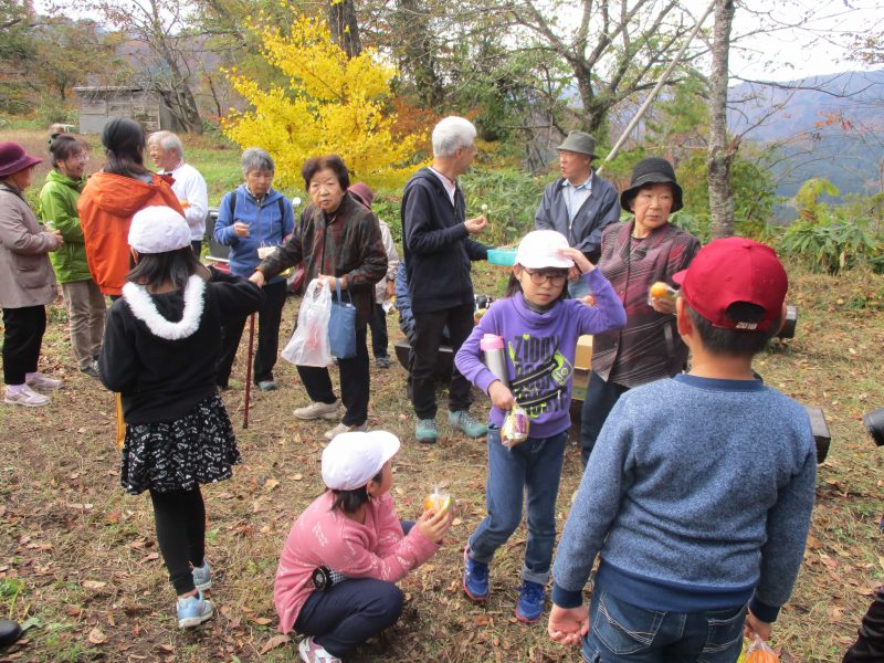 虫供養の様子3