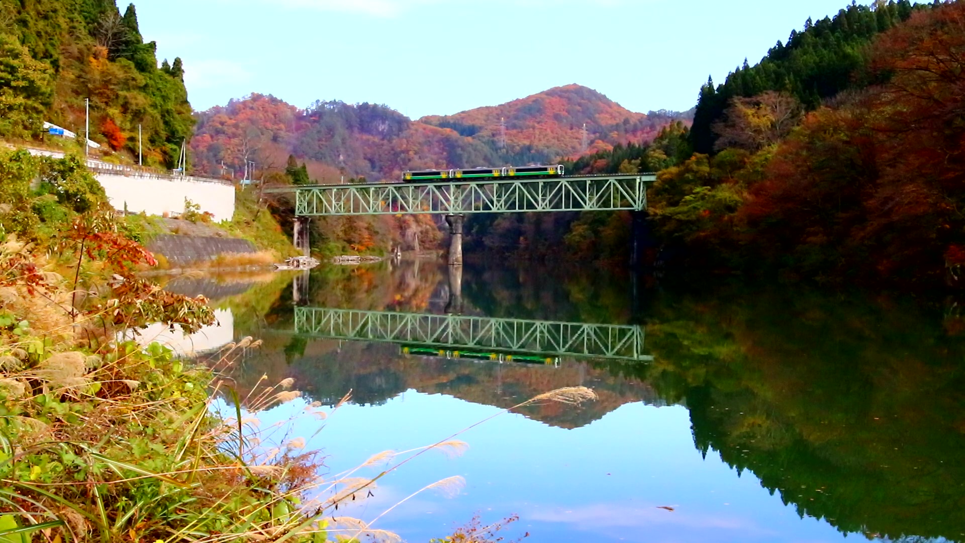 第二只見川橋梁秋の画像