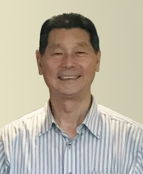 董事長トウ長富（テレサ・テン実兄）の写真