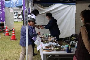 山菜加工所のみなさん