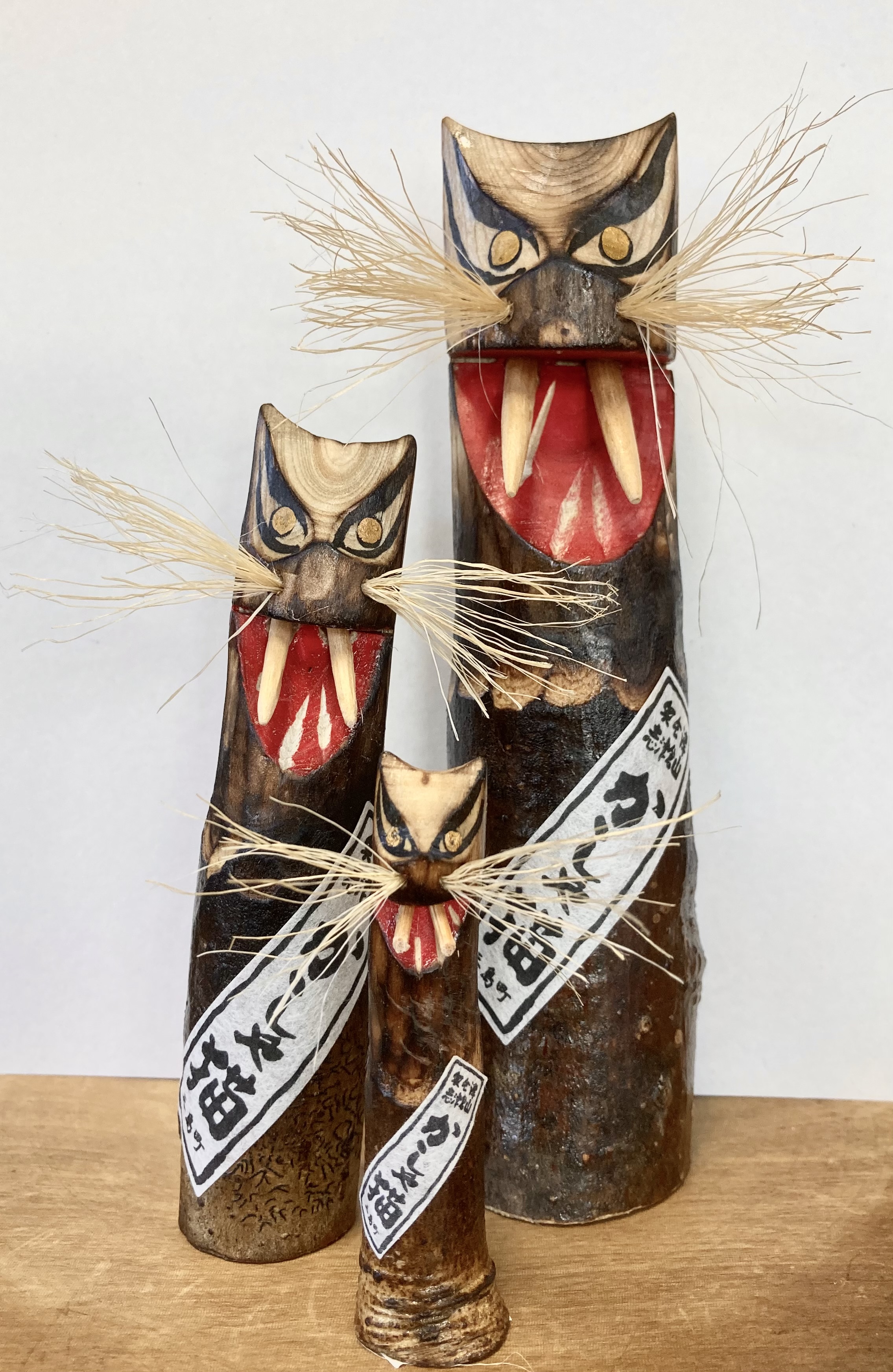 かしゃ猫こけしの画像