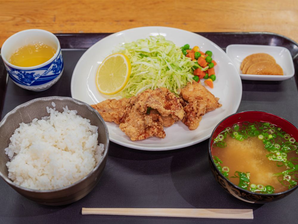 桐花亭唐揚定食の画像